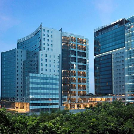 Novotel Samator Surabaya Timur Exteriör bild