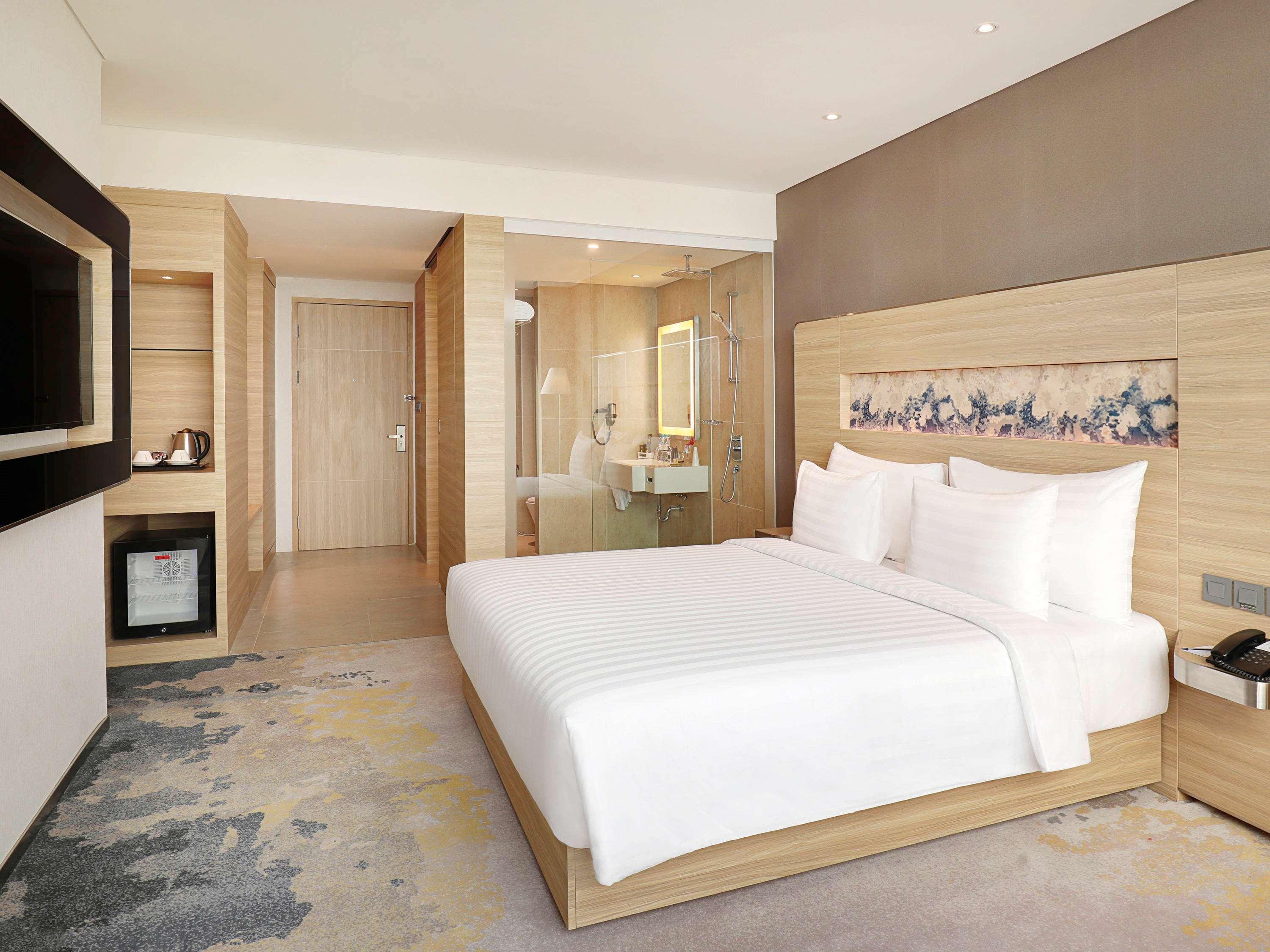 Novotel Samator Surabaya Timur Exteriör bild