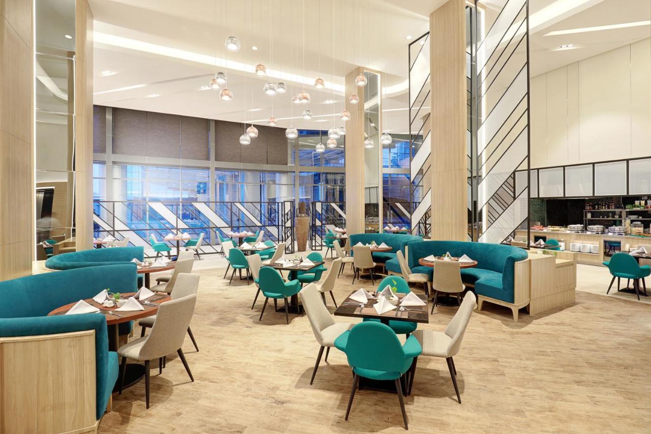Novotel Samator Surabaya Timur Exteriör bild